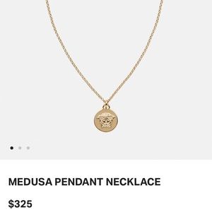 Gold versace MEDUSA PENDANT NECKLACE